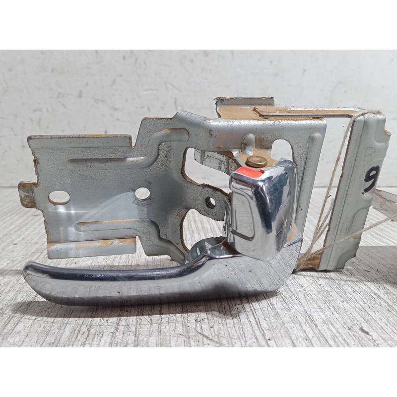 Recambio de maneta interior puerta delantera izquierda para mazda mx-5 ii (nb) 1.8 16v (nb8c) referencia OEM IAM   