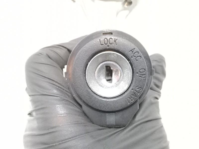 Recambio de clausor para toyota corolla (_e12_) 2.0 d-4d (cde120r_, cde120l_) referencia OEM IAM 45020024  