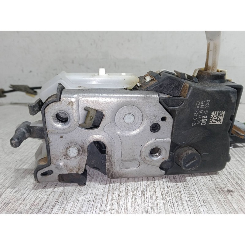 Recambio de cerradura puerta delantera derecha para peugeot 3008 i monospace (0u_) 1.6 hdi referencia OEM IAM PSA732290  