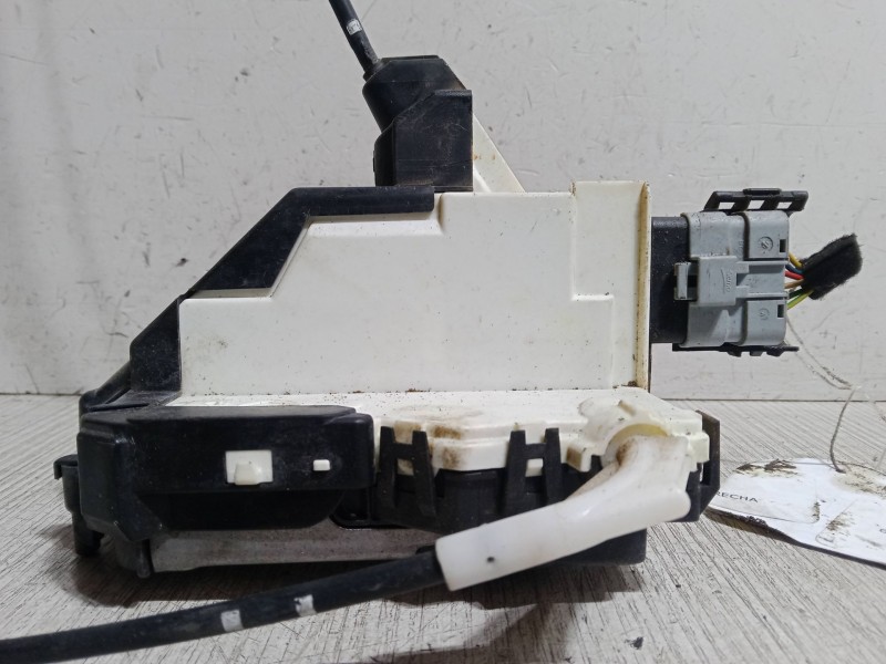 Recambio de cerradura puerta trasera derecha para peugeot 3008 i monospace (0u_) 1.6 hdi referencia OEM IAM PSA732295  