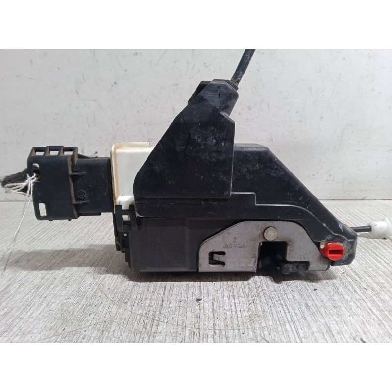 Recambio de cerradura puerta trasera derecha para peugeot 3008 i monospace (0u_) 1.6 hdi referencia OEM IAM PSA732295  