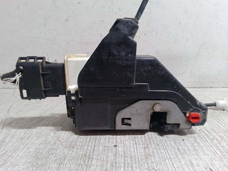 Recambio de cerradura puerta trasera derecha para peugeot 3008 i monospace (0u_) 1.6 hdi referencia OEM IAM PSA732295  