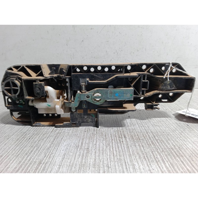 Recambio de maneta exterior puerta trasera izquierda para renault grand scénic iii (jz0/1_) 1.5 dci referencia OEM IAM   