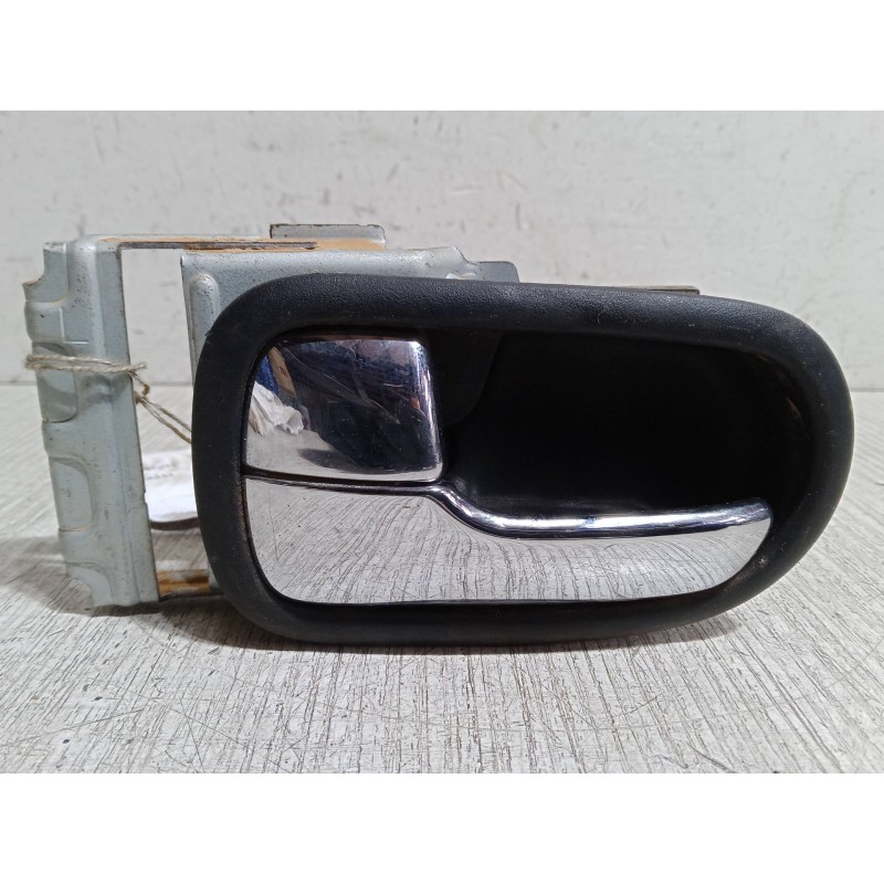 Recambio de maneta interior puerta delantera derecha para mazda mx-5 ii (nb) 1.8 16v (nb8c) referencia OEM IAM   