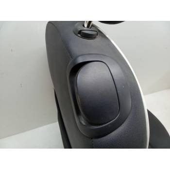 ASIENTO DELANTERO DERECHO 