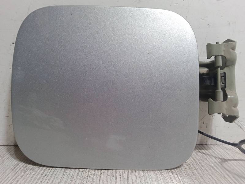 TAPA EXTERIOR COMBUSTIBLE 