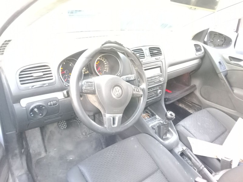 volkswagen golf vi (5k1) del año 2009