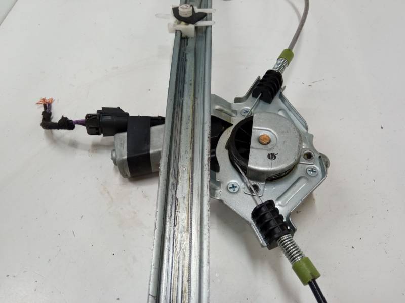 ELEVALUNAS ELECTRICO DELANTERO IZQUIERDO 