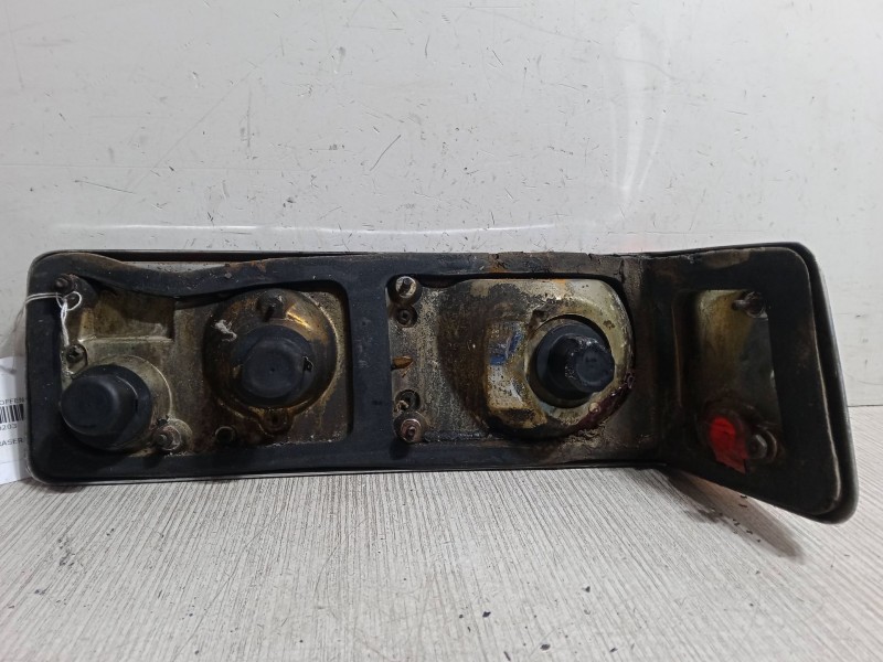 Recambio de piloto trasero izquierdo para triumph offen referencia OEM IAM   