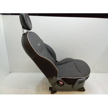 ASIENTO DELANTERO IZQUIERDO 