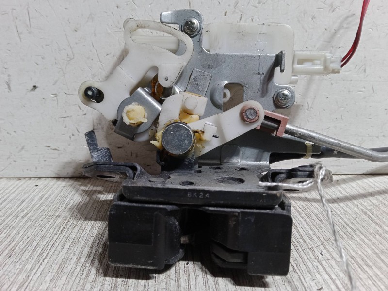 Recambio de cerradura maletero / porton para mazda 5 (cr) 2.0 cd (cr19) referencia OEM IAM   