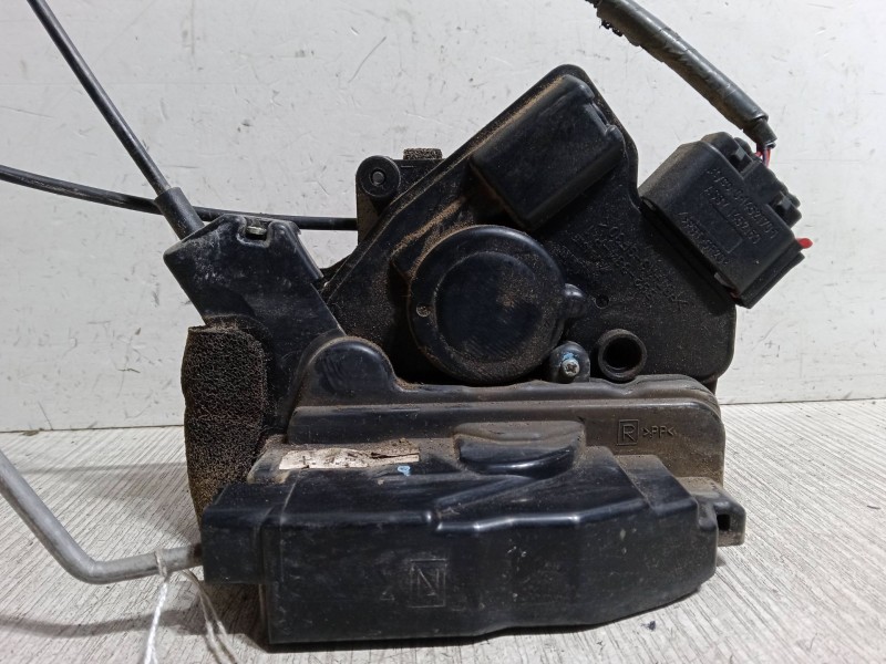 Recambio de cerradura puerta delantera derecha para mazda 5 (cr) 2.0 cd (cr19) referencia OEM IAM   