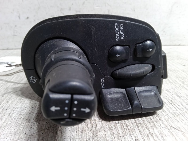 Recambio de mando de intermitencia para renault clio iii (br0/1, cr0/1) 1.5 dci (br0h, cr0h, cr1s, br1s) referencia OEM IAM   
