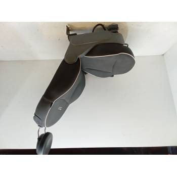 ASIENTO DELANTERO IZQUIERDO 