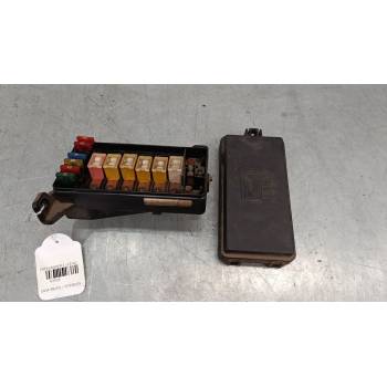 CAJA RELES / FUSIBLES YQE103040 