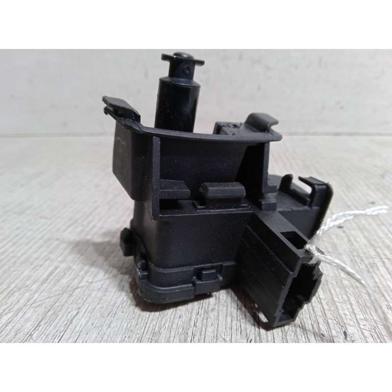 Recambio de motor cierre centralizado tapa combustible para volkswagen polo vi (aw1, bz1, ae1) 1.0 tsi referencia OEM IAM 7P0810