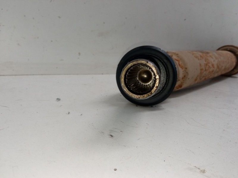 Recambio de transmision central para nissan pick up (d22) 2.5 d referencia OEM IAM   