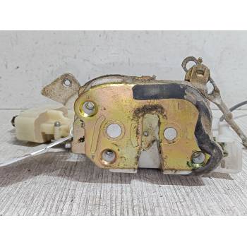 CERRADURA PUERTA DELANTERA IZQUIERDA 