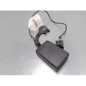 ENGANCHE CINTURON TRASERO CENTRAL DERECHO 98001489XT 