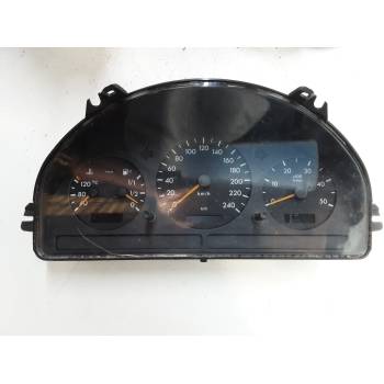 CUADRO INSTRUMENTOS A1635409511 