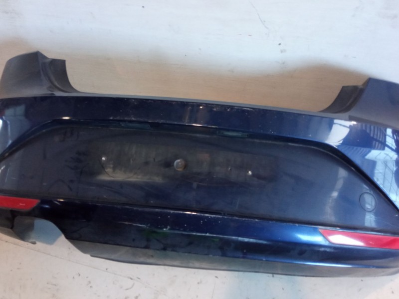 Recambio de paragolpes trasero para seat leon (1p1) 1.9 tdi referencia OEM IAM   