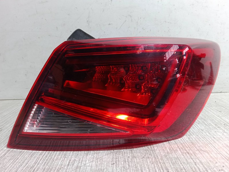 Recambio de piloto led trasero derecho para seat leon st (5f8) 2.0 tdi referencia OEM IAM   