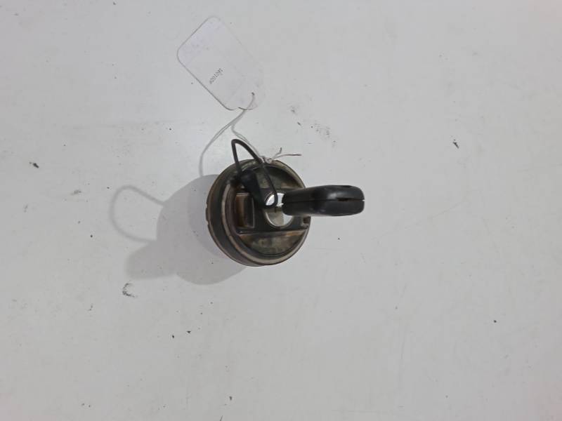 TAPON COMBUSTIBLE 