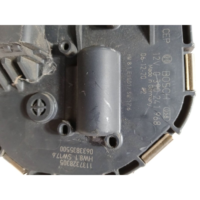 Recambio de motor limpiaparabrisas delantero izquierdo para peugeot 407 sw (6e_, 6d_) 2.0 hdi 135 referencia OEM IAM 0390241968 