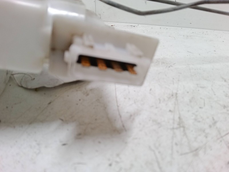 Recambio de cerradura puerta delantera izquierda para seat ibiza ii (6k1) 1.4 i referencia OEM IAM   