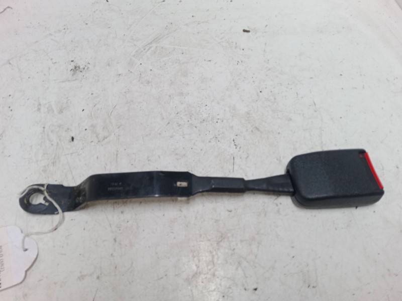 Recambio de anclaje cinturon delantero derecho para volkswagen polo (6n2) 1.4 16v referencia OEM IAM   