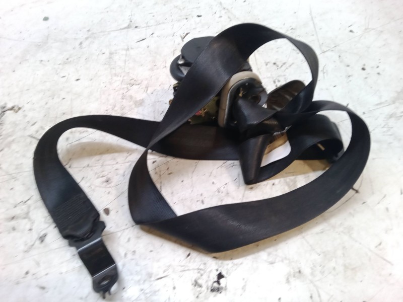 Recambio de cinturon seguridad delantero derecho para volkswagen polo (6n2) 1.4 16v referencia OEM IAM    Recambio de cinturon seguridad delantero derecho para volkswagen polo (6n2) 1.4 16v referencia OEM IAM