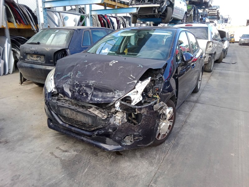 peugeot 208 i (ca_, cc_) del año 2014 peugeot 208 i (ca_, cc_) del año 2014