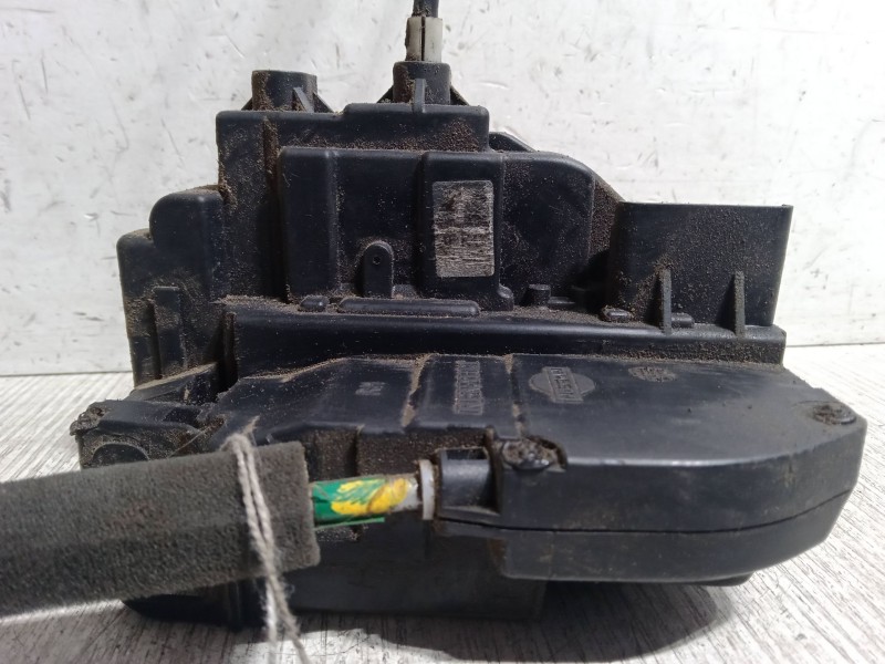 Recambio de cerradura puerta delantera derecha para nissan micra iii (k12) 1.2 16v referencia OEM IAM   