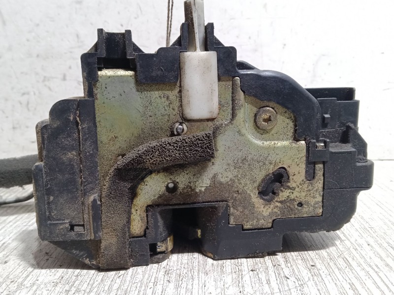 Recambio de cerradura puerta delantera izquierda para nissan micra iii (k12) 1.2 16v referencia OEM IAM   