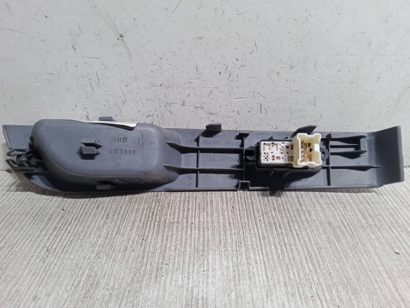 Recambio de mando elevalunas delantero derecho para nissan micra iii (k12) 1.2 16v referencia OEM IAM   