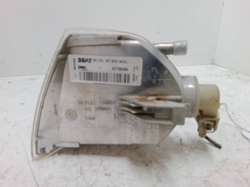 Recambio de intermitente delantero derecho para seat ibiza ii (6k1) 1.4 i referencia OEM IAM 67735565  