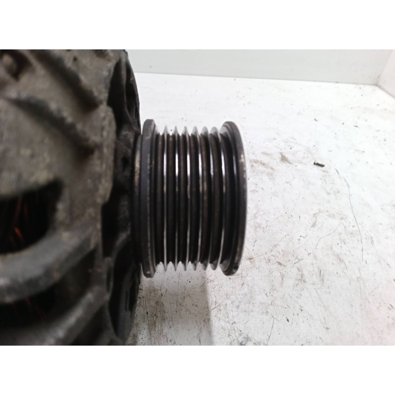 Recambio de alternador para renault twingo ii (cn0_) 1.2 16v (cn04, cn0a, cn0b) referencia OEM IAM 8200654541B  