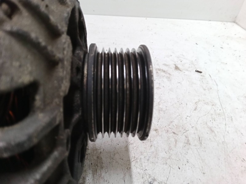 Recambio de alternador para renault twingo ii (cn0_) 1.2 16v (cn04, cn0a, cn0b) referencia OEM IAM 8200654541B  