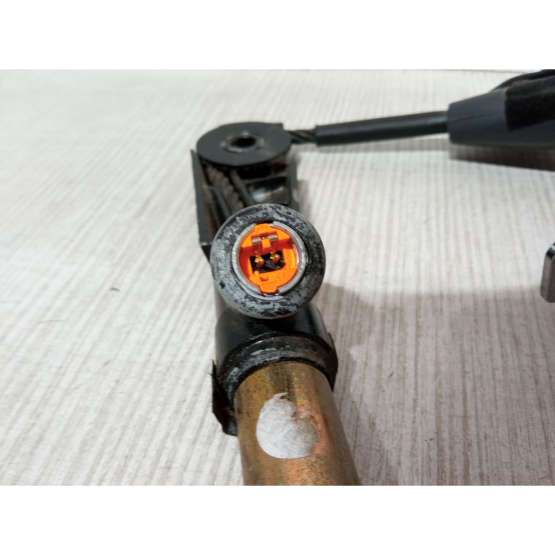 Recambio de cinturon con pretensor delantero izquierdo para renault laguna ii (bg0/1_) 1.9 dci (bg1a, bg1w, bg0g) referencia OEM