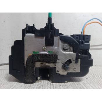 CERRADURA PUERTA TRASERA IZQUIERDA 