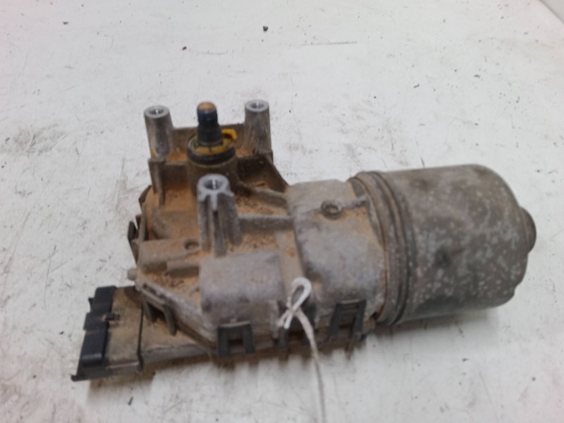 Recambio de motor limpia delantero para renault twingo ii (cn0_) 1.2 16v (cn04, cn0a, cn0b) referencia OEM IAM   