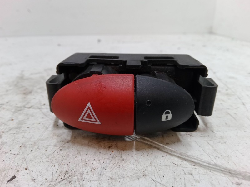 Recambio de warning para renault twingo ii (cn0_) 1.2 16v (cn04, cn0a, cn0b) referencia OEM IAM   