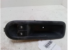 Recambio de mando elevalunas delantero izquierdo para renault twingo ii (cn0_) 1.2 16v (cn04, cn0a, cn0b) referencia OEM IAM   