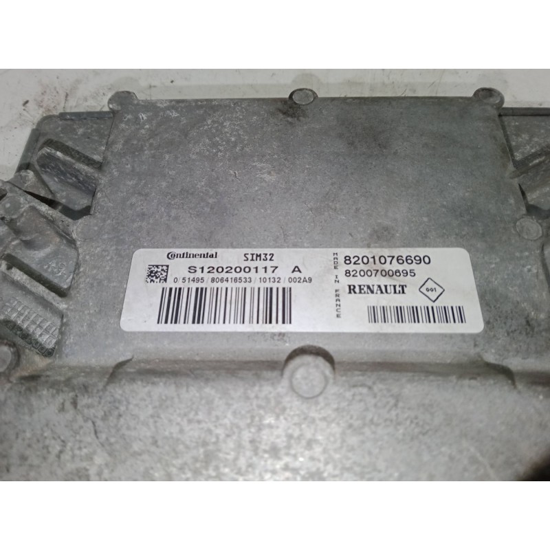 Recambio de centralita motor uce para renault twingo ii (cn0_) 1.2 16v (cn04, cn0a, cn0b) referencia OEM IAM 8201076690820070069