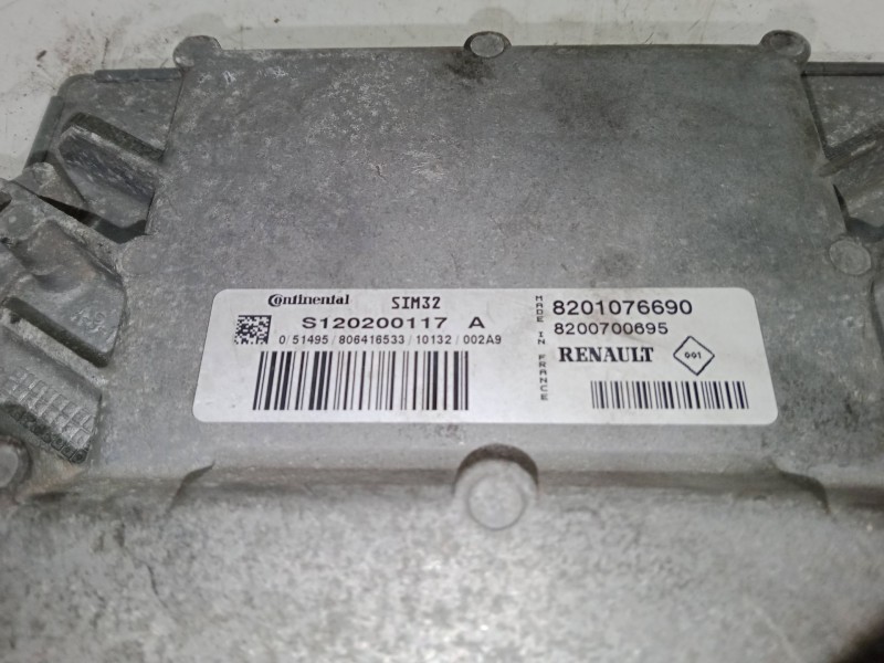Recambio de centralita motor uce para renault twingo ii (cn0_) 1.2 16v (cn04, cn0a, cn0b) referencia OEM IAM 8201076690820070069