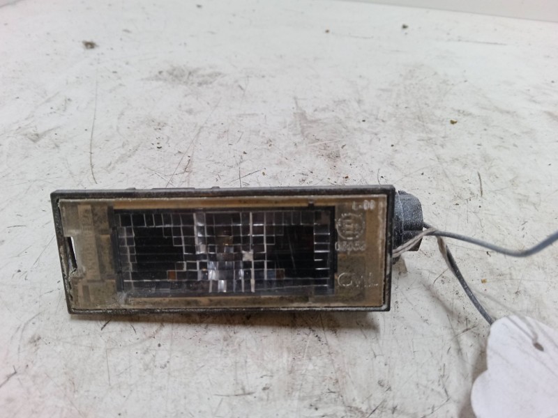 Recambio de piloto matricula para renault twingo ii (cn0_) 1.2 16v (cn04, cn0a, cn0b) referencia OEM IAM   