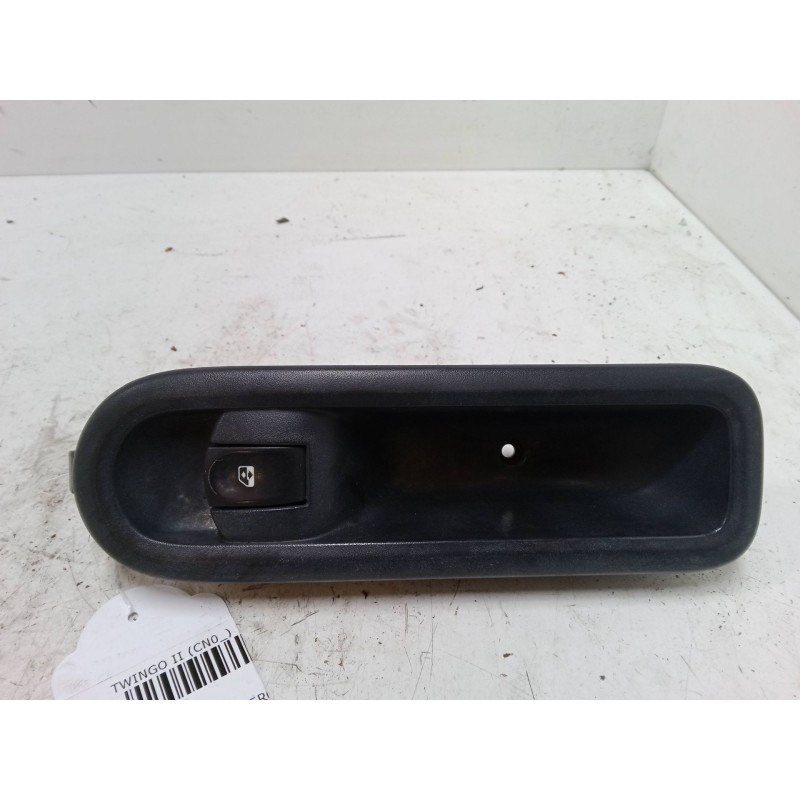Recambio de mando elevalunas delantero derecho para renault twingo ii (cn0_) 1.2 16v (cn04, cn0a, cn0b) referencia OEM IAM   
