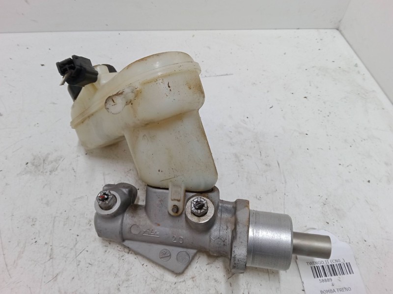 Recambio de bomba freno para renault twingo ii (cn0_) 1.2 16v (cn04, cn0a, cn0b) referencia OEM IAM   