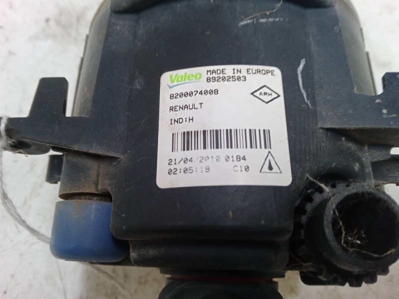 Recambio de faro antiniebla derecho para renault twingo ii (cn0_) 1.2 16v (cn04, cn0a, cn0b) referencia OEM IAM 8200074008  
