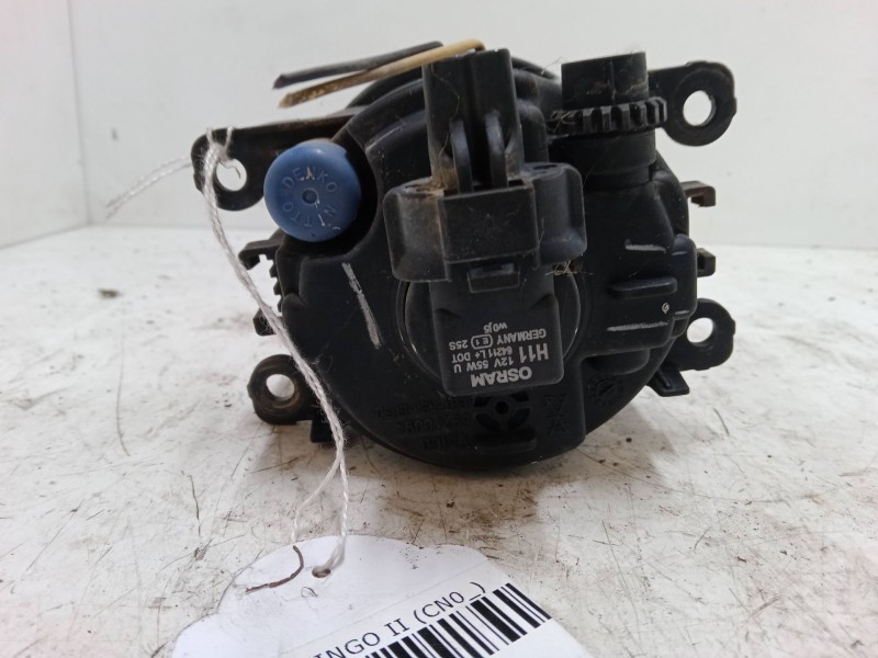 Recambio de faro antiniebla derecho para renault twingo ii (cn0_) 1.2 16v (cn04, cn0a, cn0b) referencia OEM IAM 8200074008  